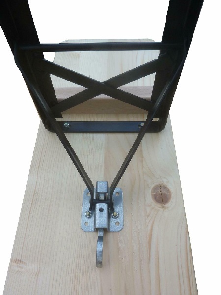 Garnitur Ideal natur lackiert Tisch 220x50 cm, Gestell schw.