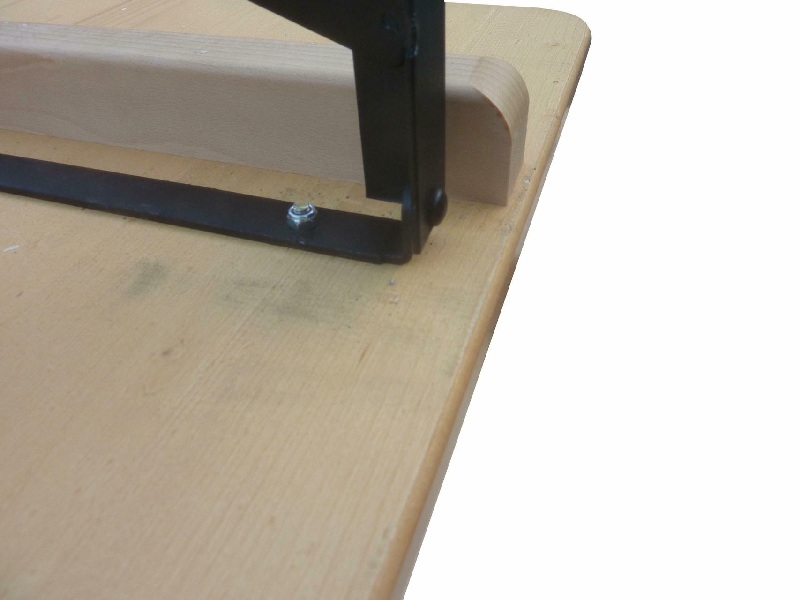 Klapptisch Standard Nussfa. lasiert 220x50 cm, Gestell schw.