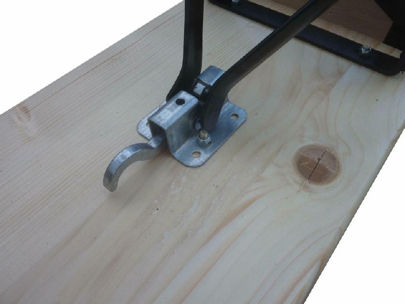 Garnitur Ideal natur lackiert Tisch 220x50 cm, Gestell schw.