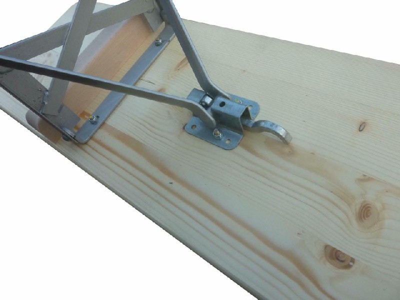 Bank Ideal naturlackiert Maß 220x27 cm, Gestell silber