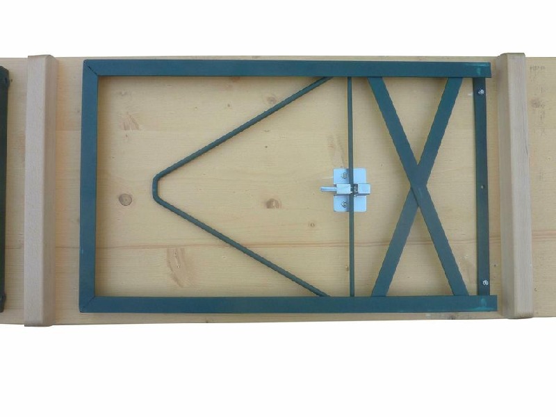 Garnitur Standard Nussfa. lasiert Tisch 50 cm, Gestell gr.